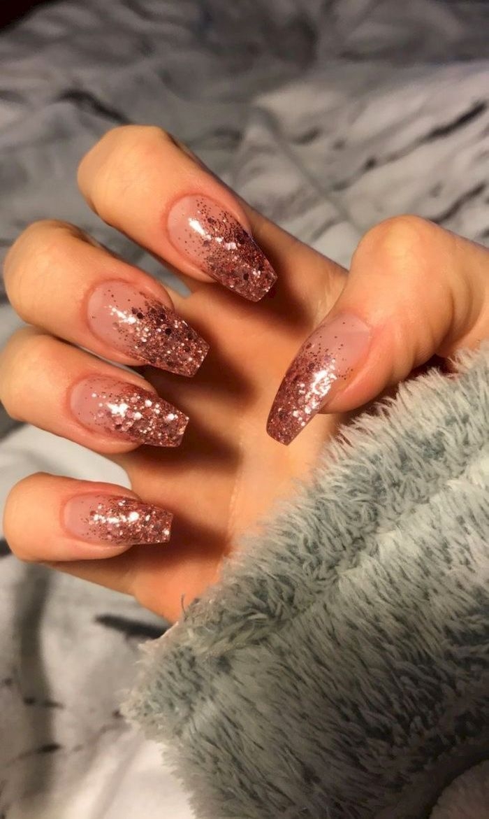 nail designs rose gold