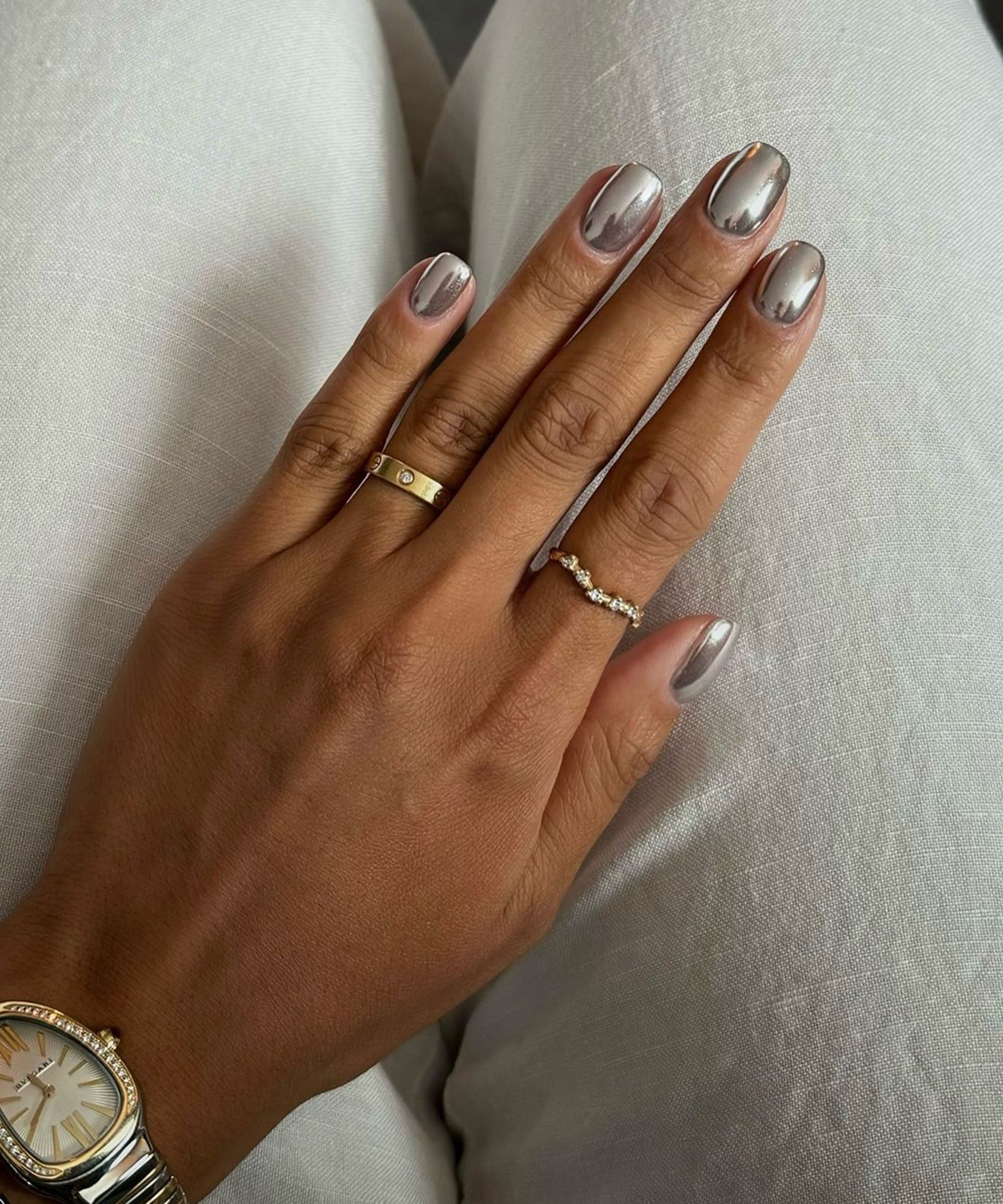 chrome nail inspo