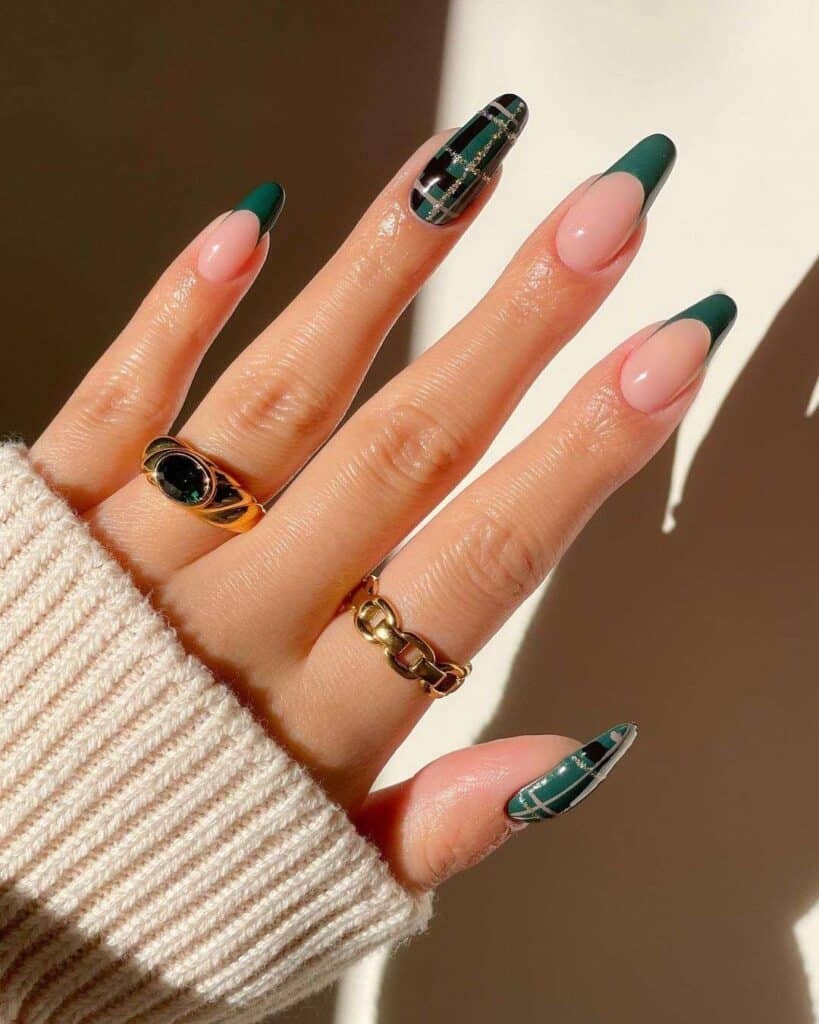 12 Mesmerizing Green Nail Designs