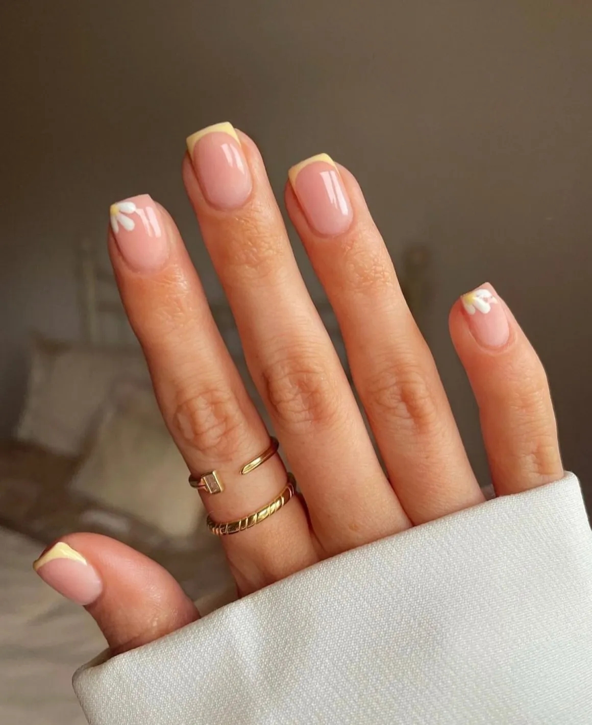 16 Classy Short Nail Designs To Try In 2025 Stolen Inspiration