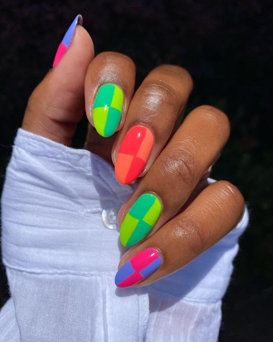 16 Multicolor Nail Ideas To Inspire Your Next Manicure