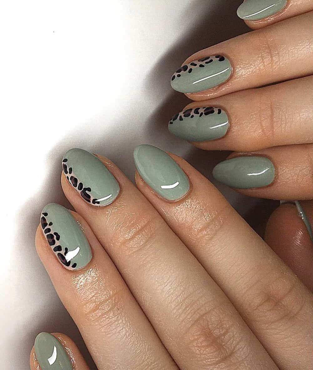 19 Gorgeous Sage Green Nails To Inspire Your Next Mani 2024 
