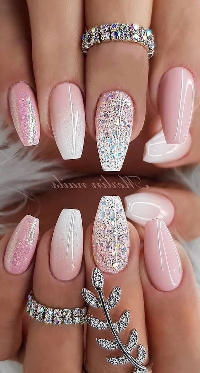 19 Top Cute Glitter Nails
