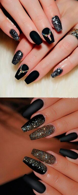 Simple Classy Black Nail Designs
