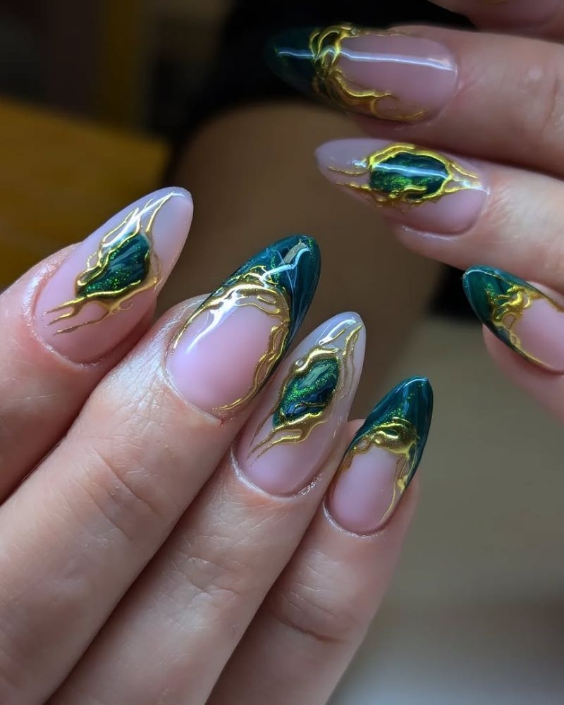 22 Enchanting Emerald Green Nails That Channel Nature s Magic