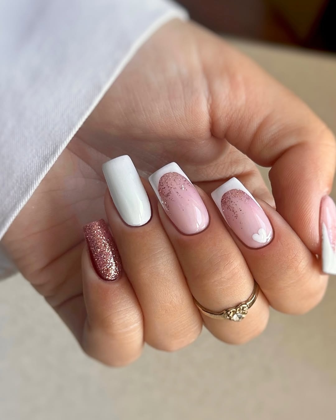 ombre nails with design