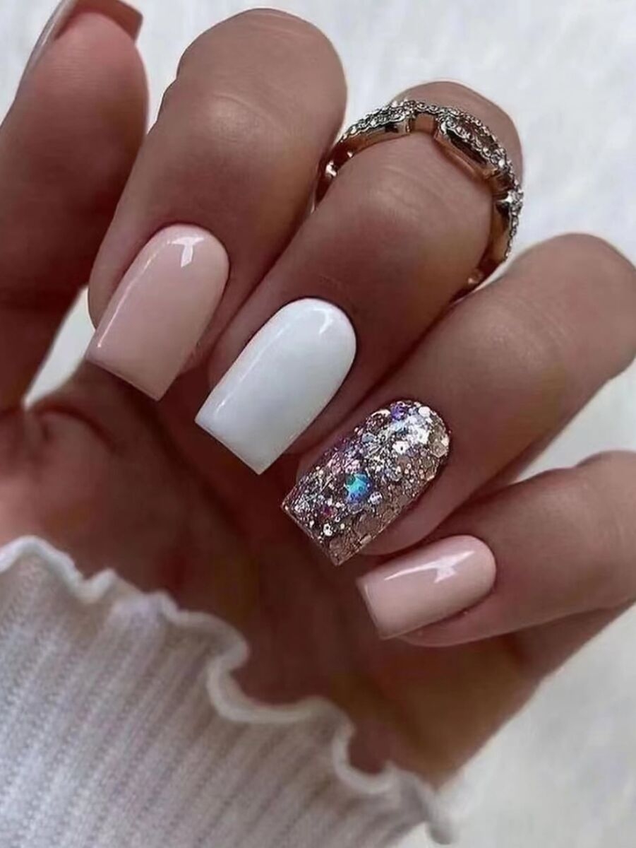 pink nails with design