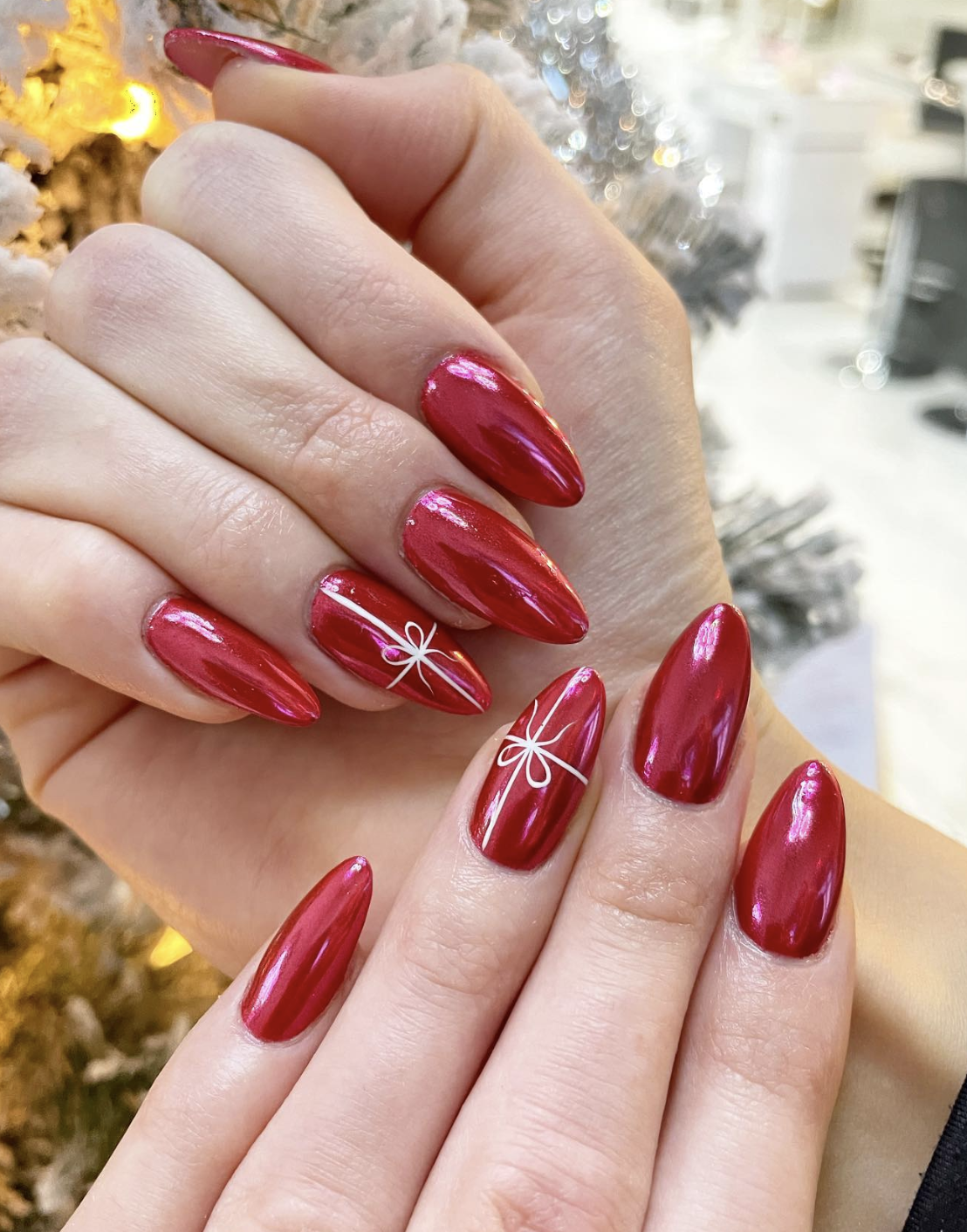 25 Gorgeous Holiday Nail Ideas You Will Want To Wear This Christmas ASHLINA KAPOSTA