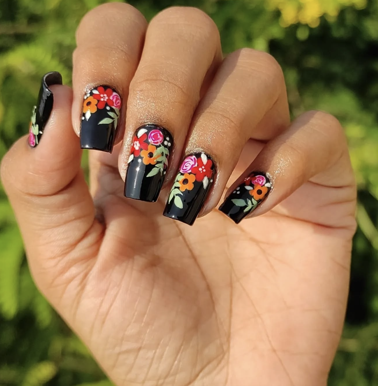27 Black Spring Nail Designs That Are Bold Chic And Perfect For The Season Nailz In Bloom