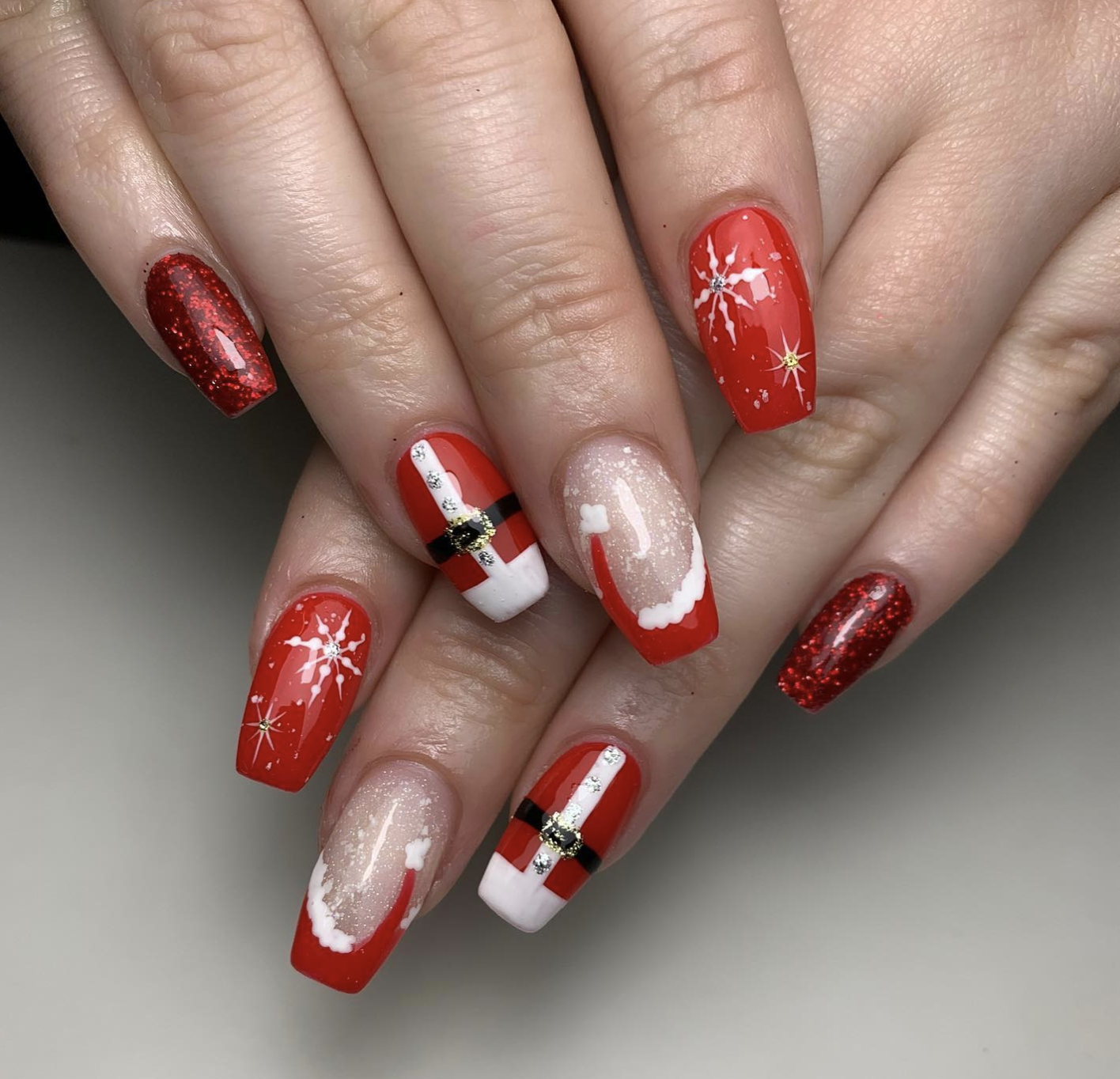 27 Christmas Nail Designs Red Chic Colors For The Holidays Nailz In Bloom