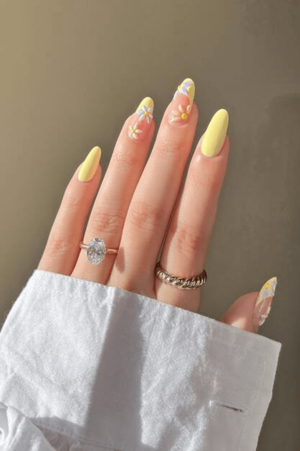27 Stunning April Nails For All The Spring Vibes