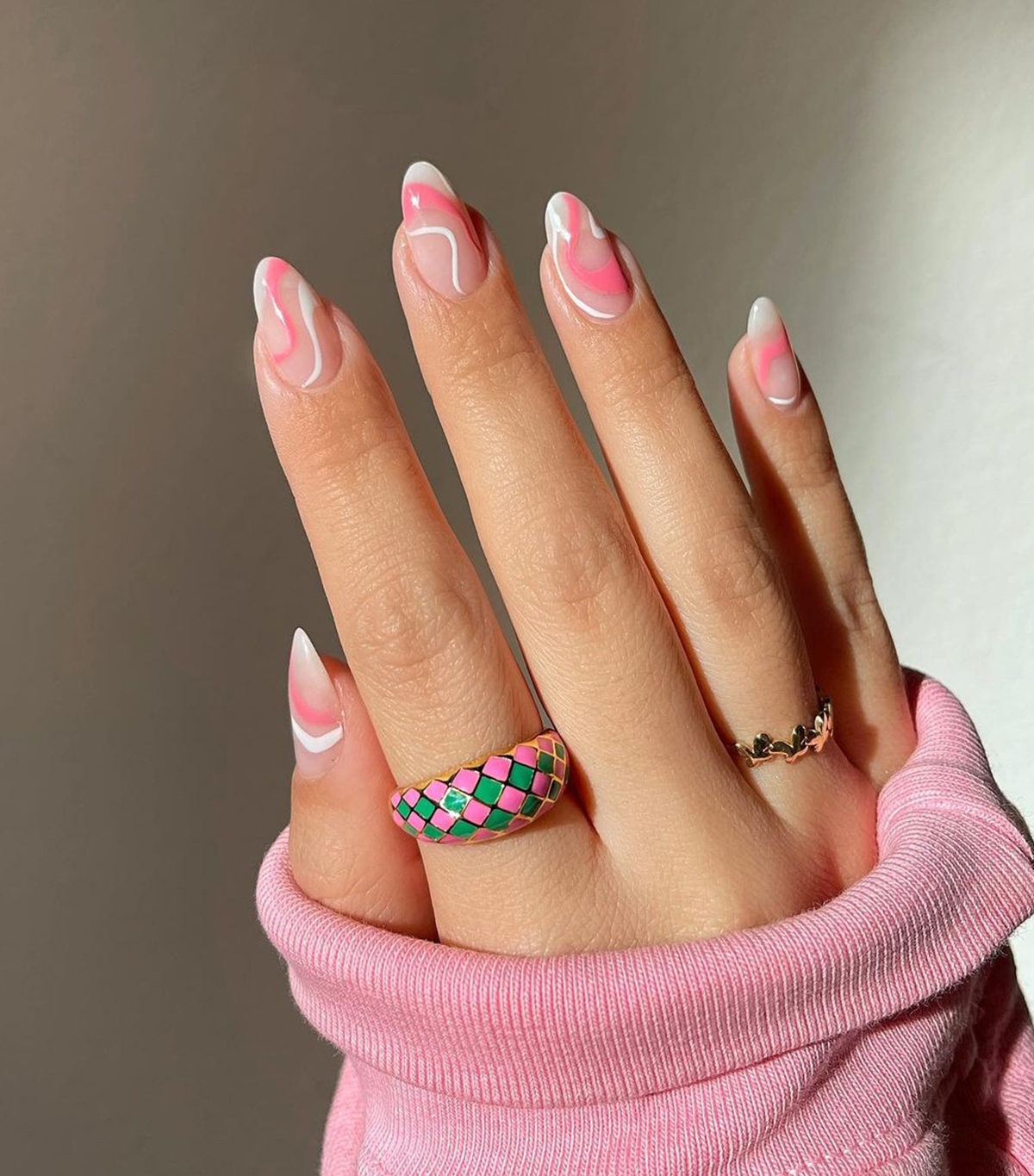 pink nail inspo