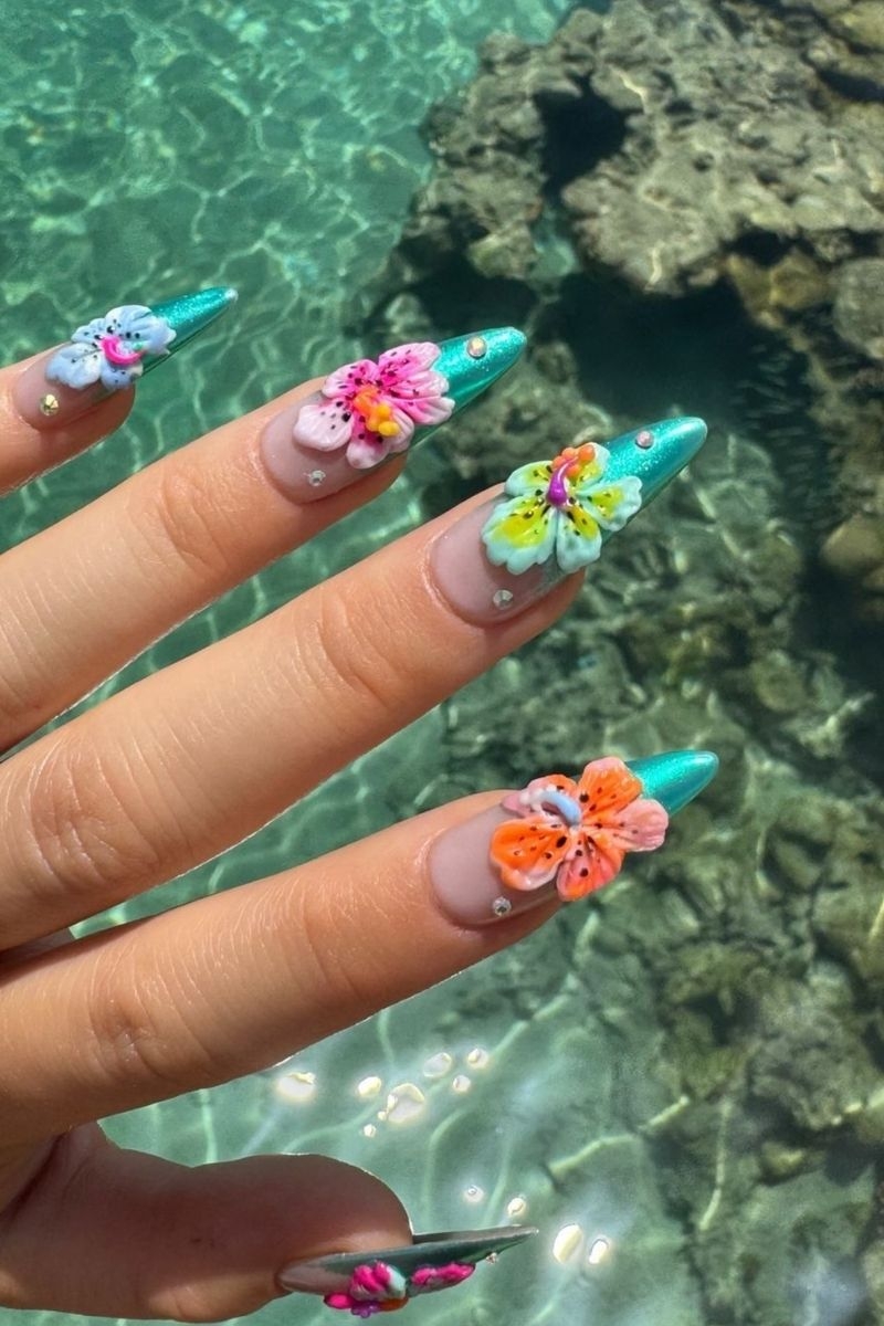 hawaii nails inspo