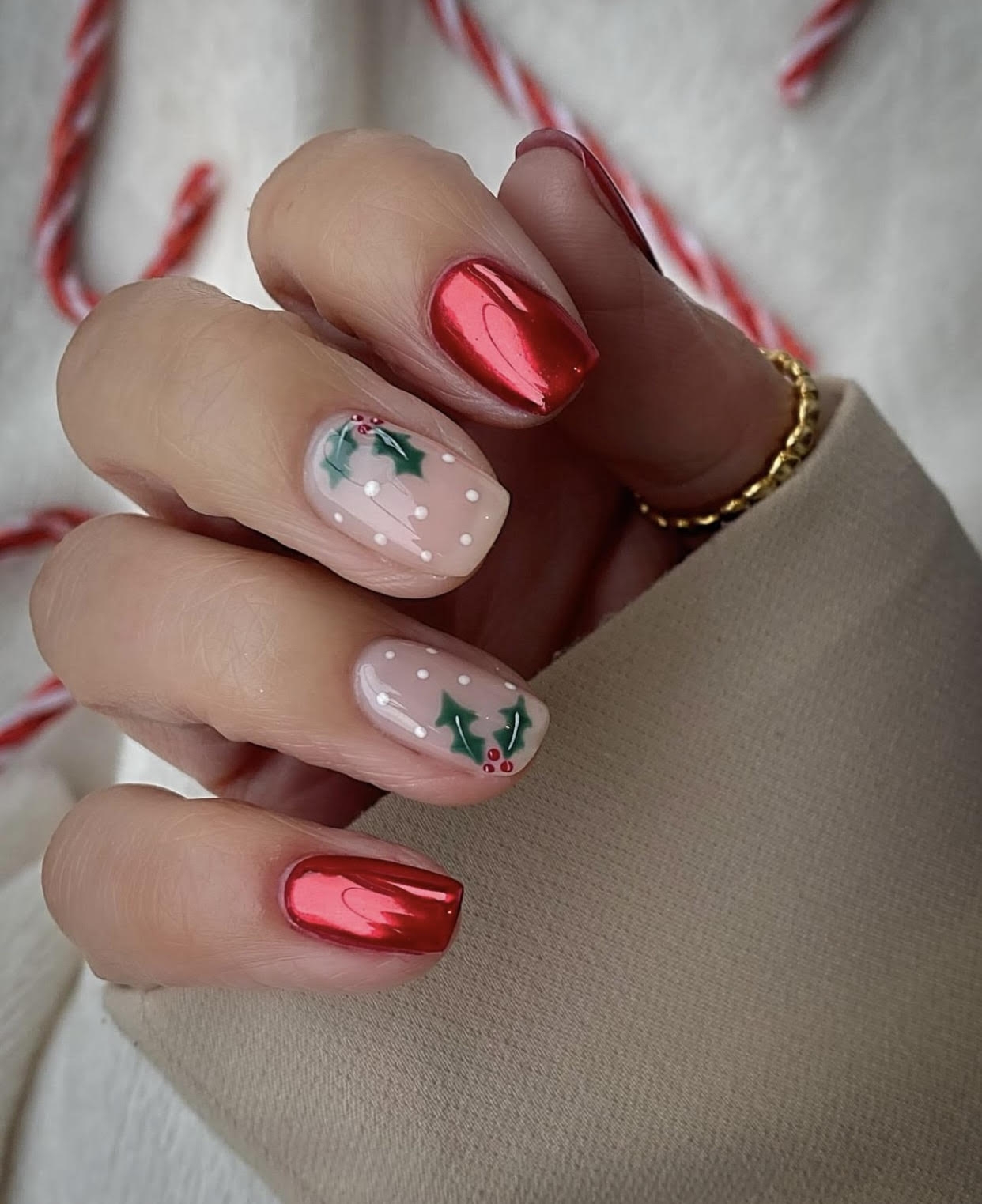 christmas nail inspo simple