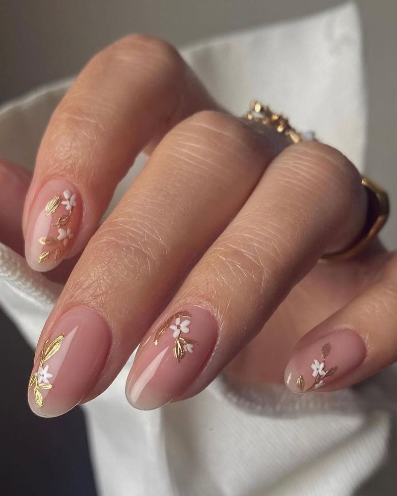 35 Classy Spring Nail Ideas To Bloom With Grace And Elegance