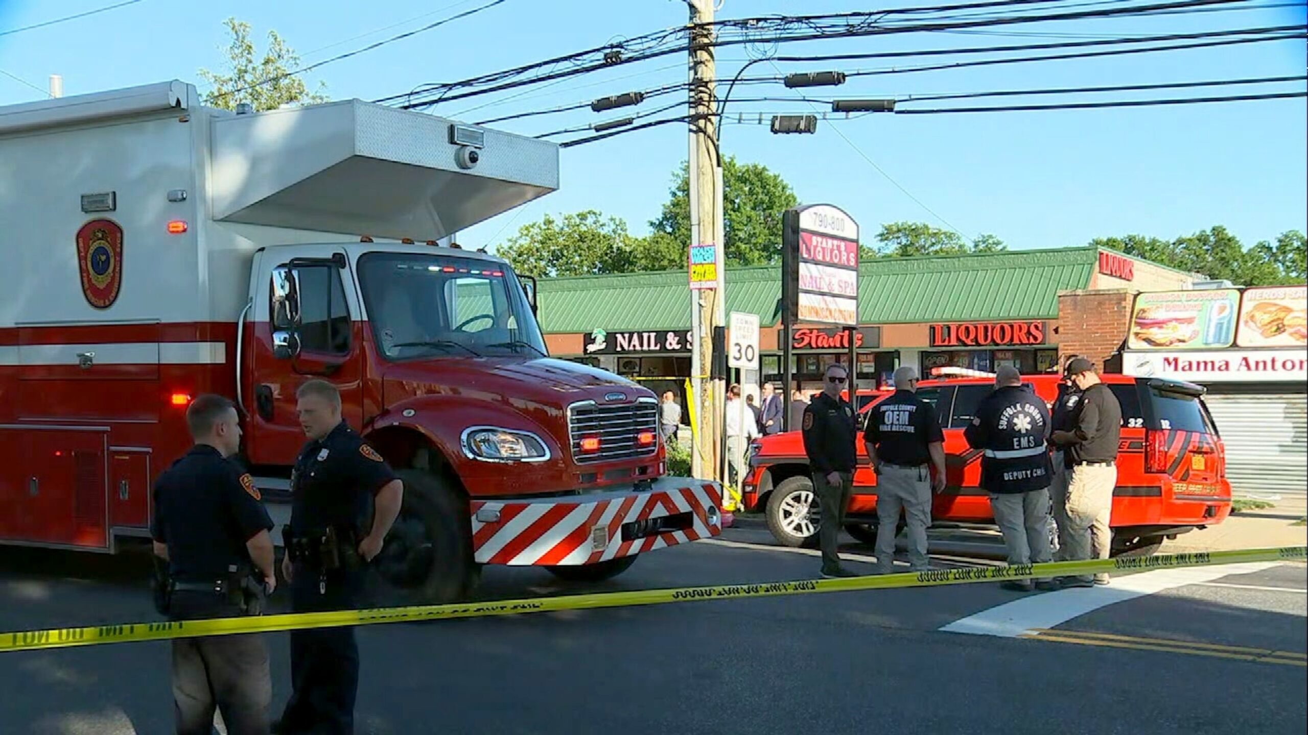 4 Dead After Vehicle Crashes Into Long Island Nail Salon Suspect Charged With DWI ABC News 4 Dead After Vehicle Crashes Into Long Island Nail Salon Suspect Charged With DWI ABC News
