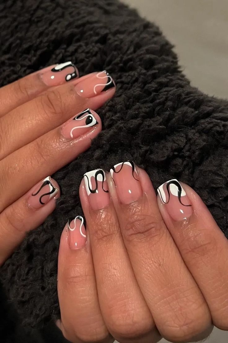 40 Cute Black And White Nail Designs 