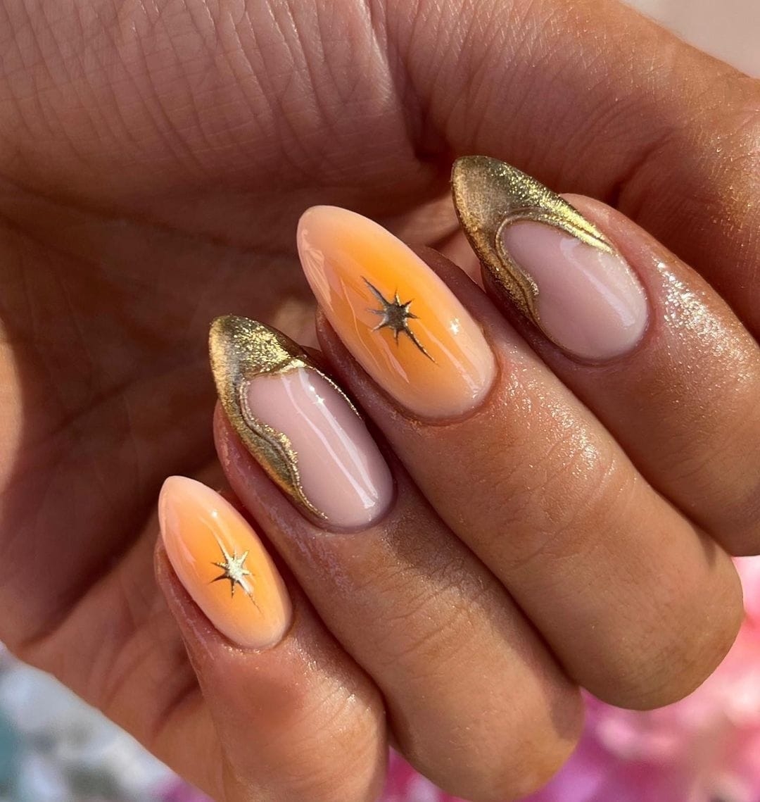 40 Gorgeous Gold Manicures For An Opulent Nail Look Scratch