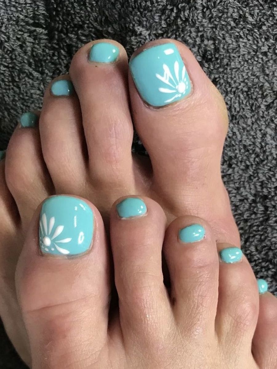 toe nail simple designs