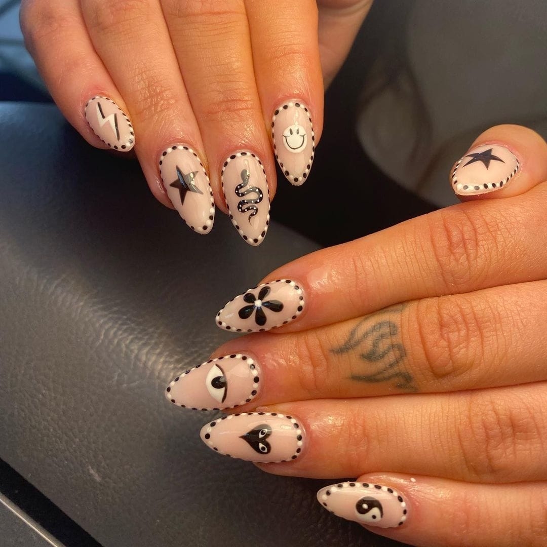 40 Super Cool Black And White Nail Designs You Need To Try Scratch