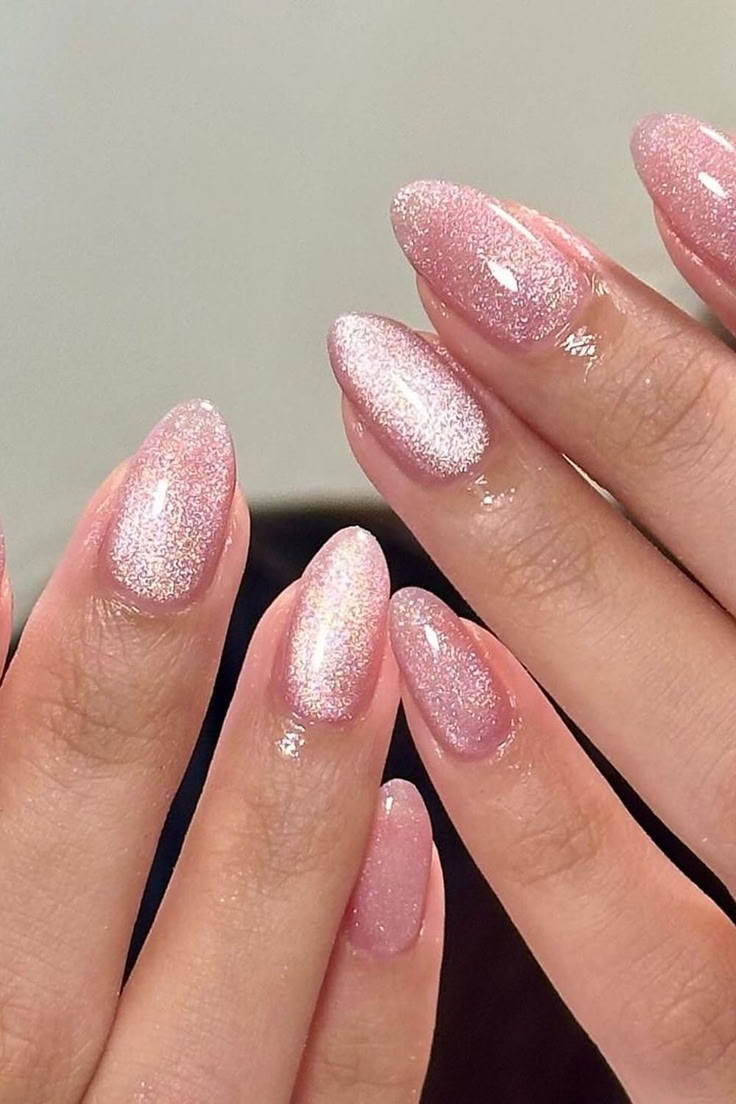 cat eye nail inspo