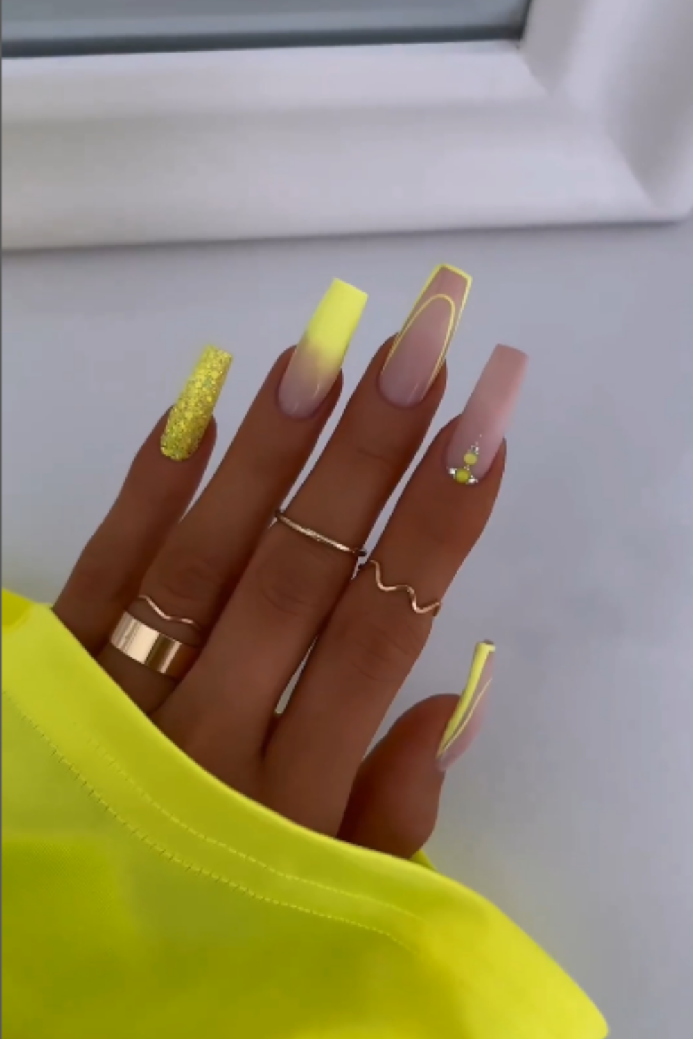 neon yellow nail designs
