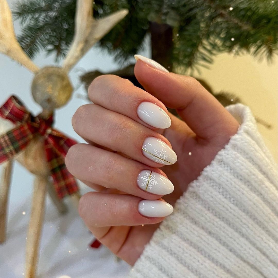 59 Cute Winter Nails Designs Art Ideas For The 2024 2025 Season