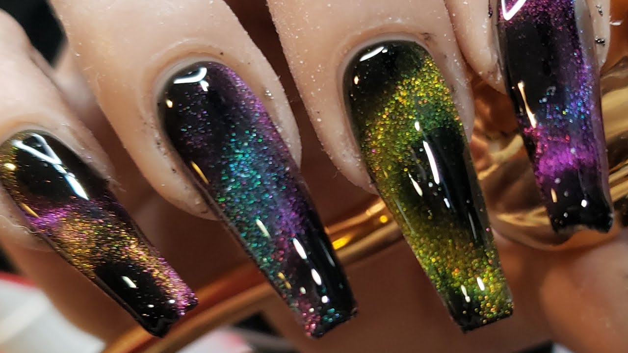 cat eye nail designs