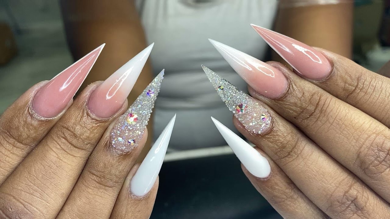 stiletto nail designs