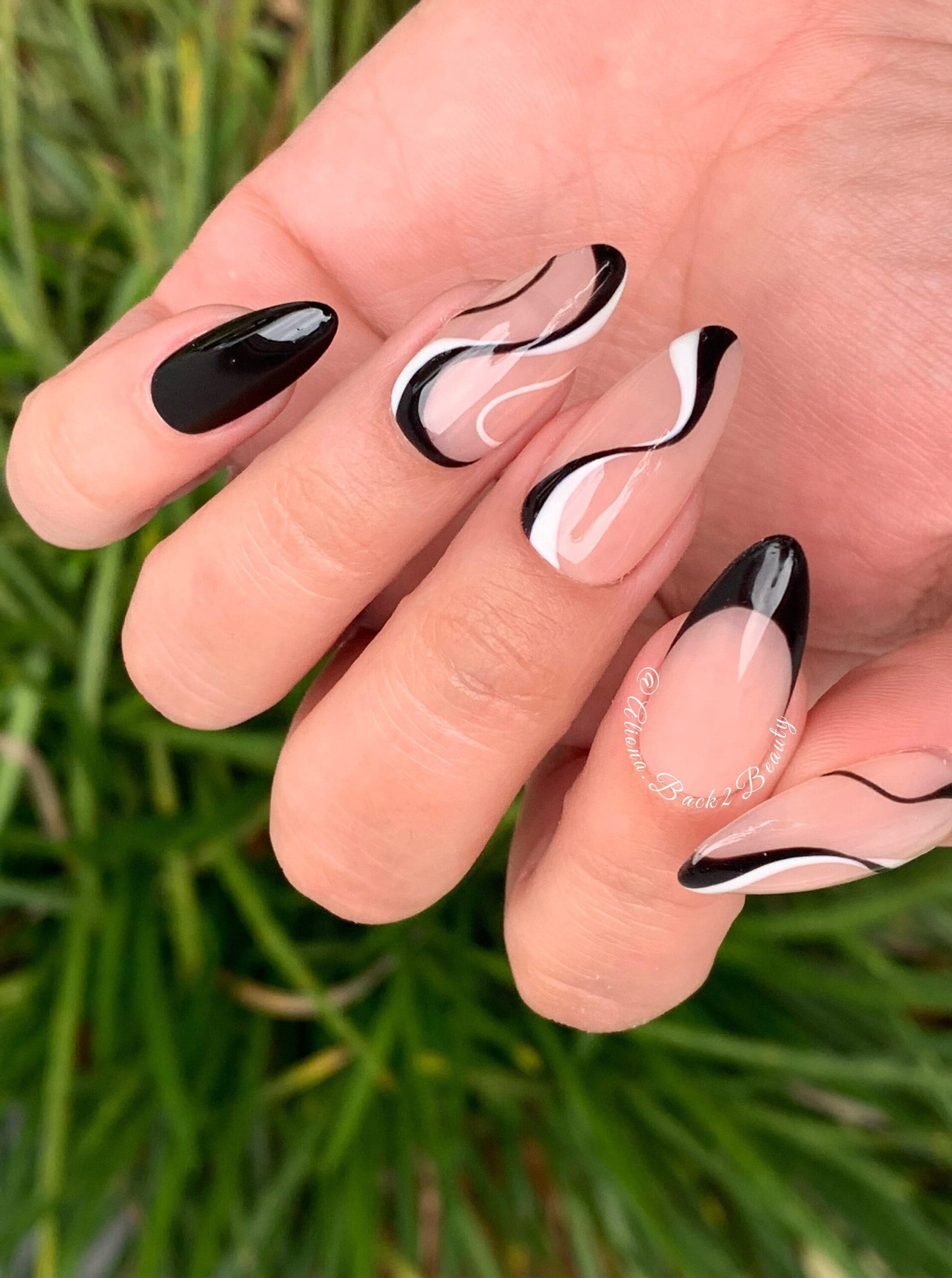 Black And White Swirls Press On Nails Handpainted Press On Nails Etsy