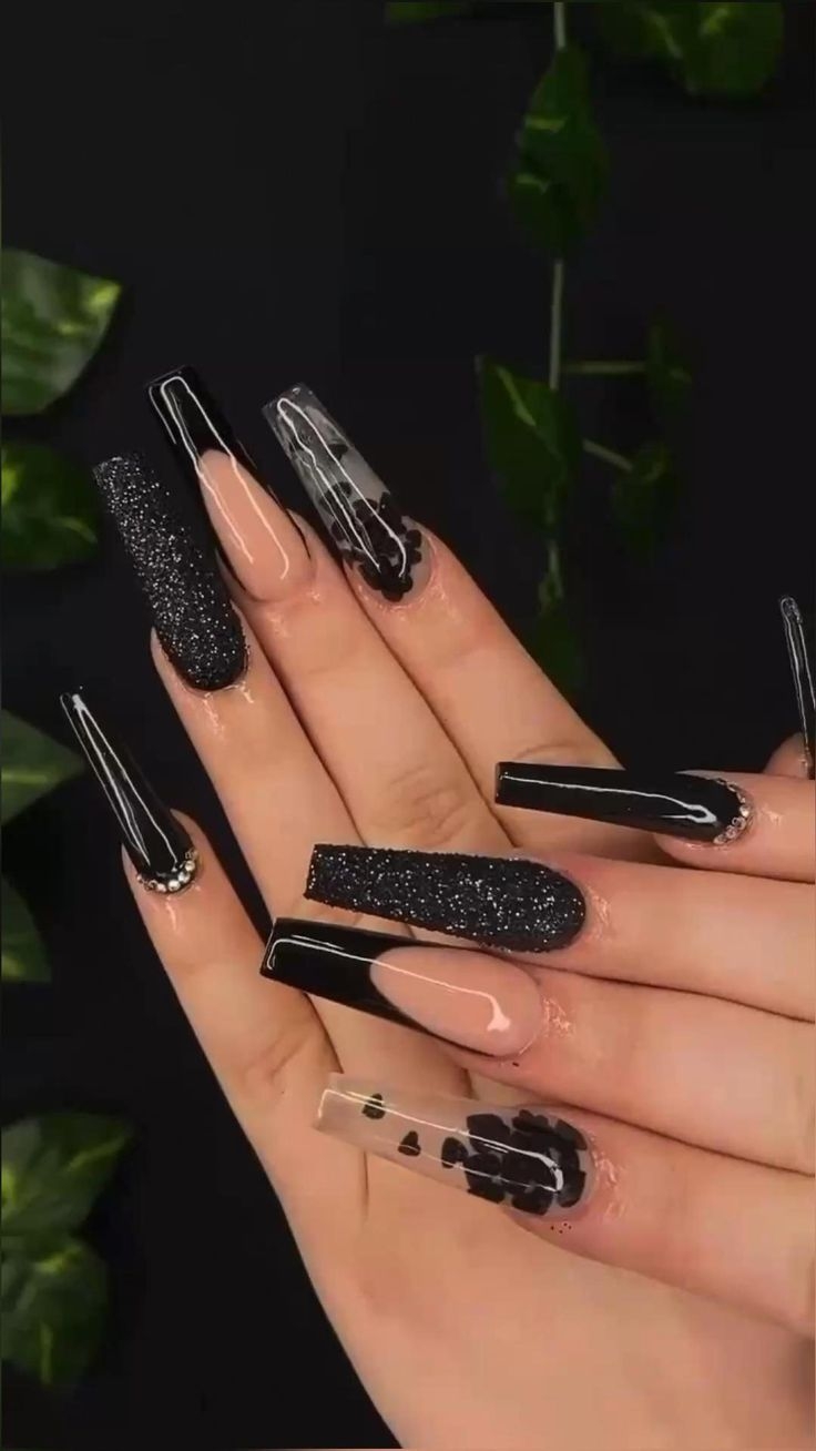 Black Nails Ideas Inspo