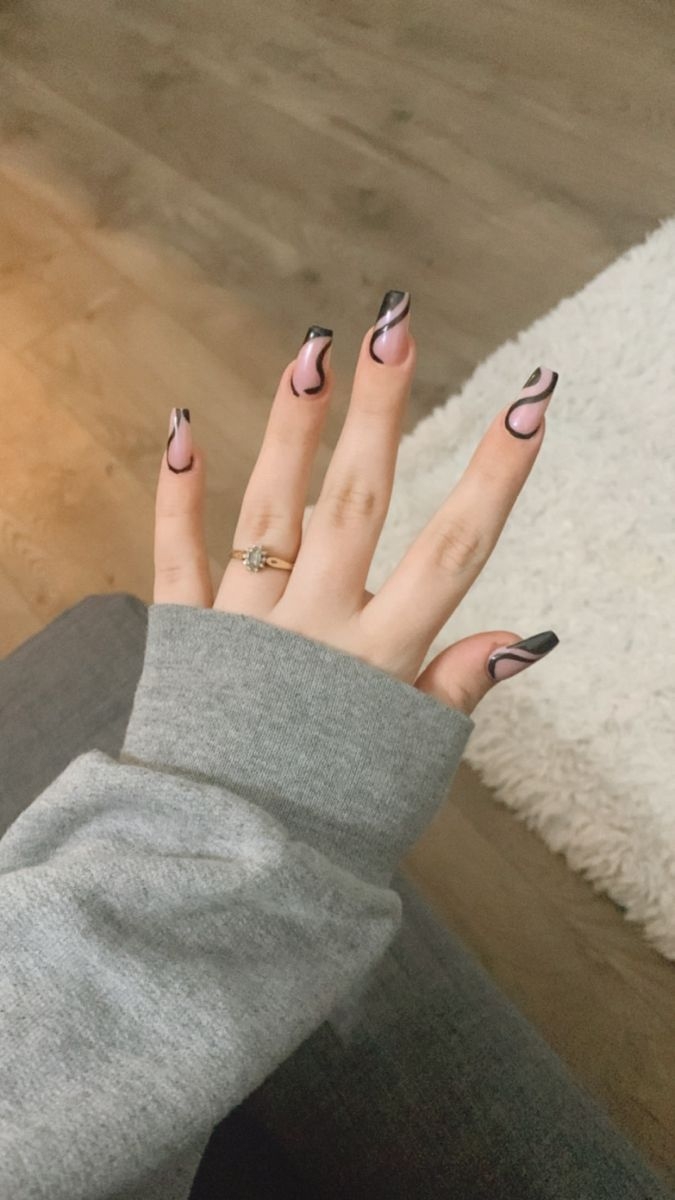 Black Nails Inspiration 2022