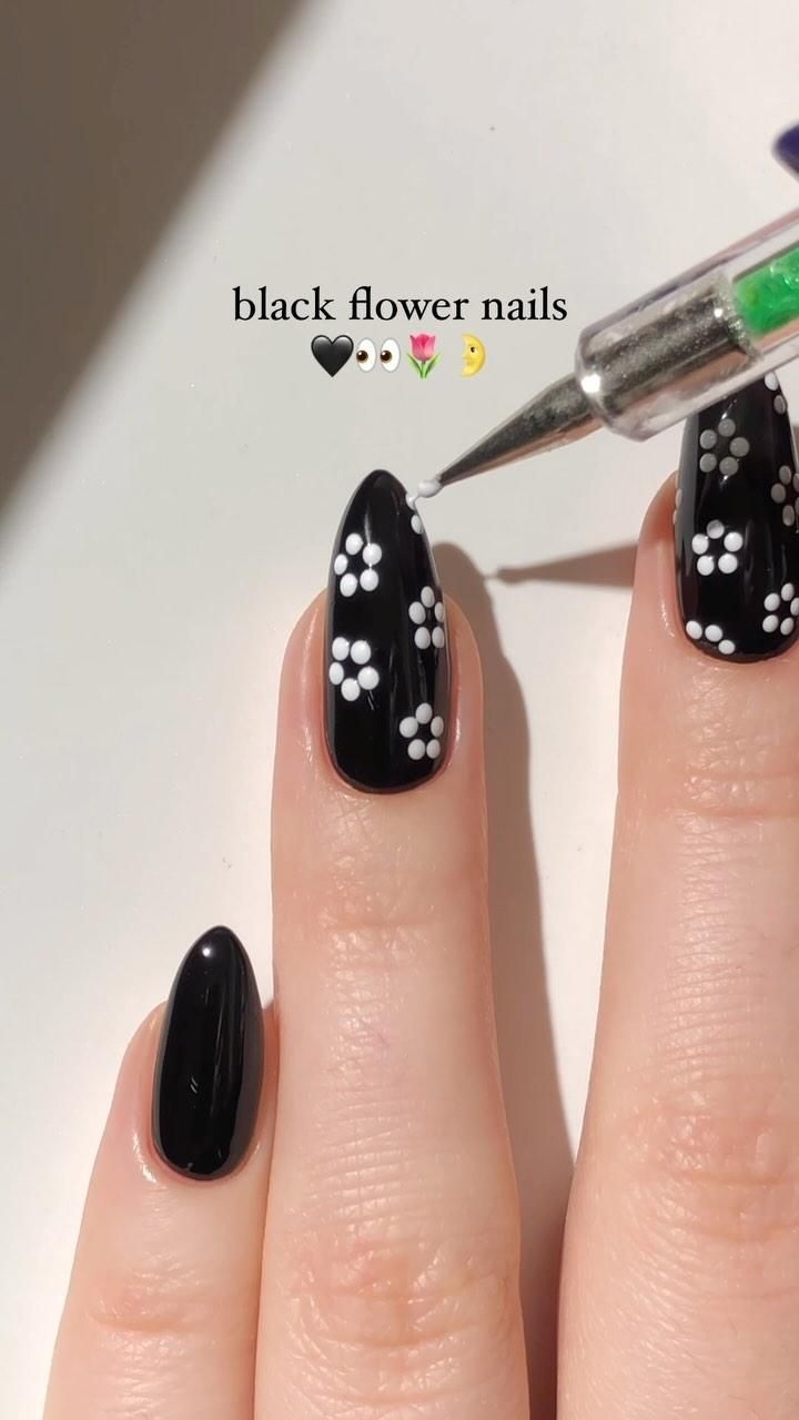 Black White Flower Nails As Someone Who LOVES Both The Colour Black AND Floral Nail Designs This Mani Is Literally Perfect For Me Haha 3 Using melodysusie official Black