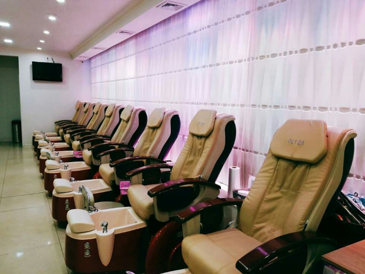 Bloom Nails Spa Lexington Salon Full Pricelist Phone Number 1309 Lexington Ave Best Nail Services And Nail Places In Upper East Side Snailz The New York Nail Salon Booking App