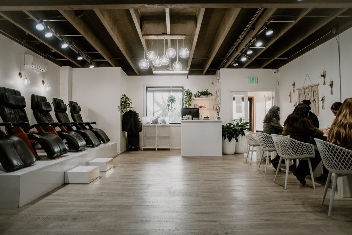 Nail Salon Tacoma
