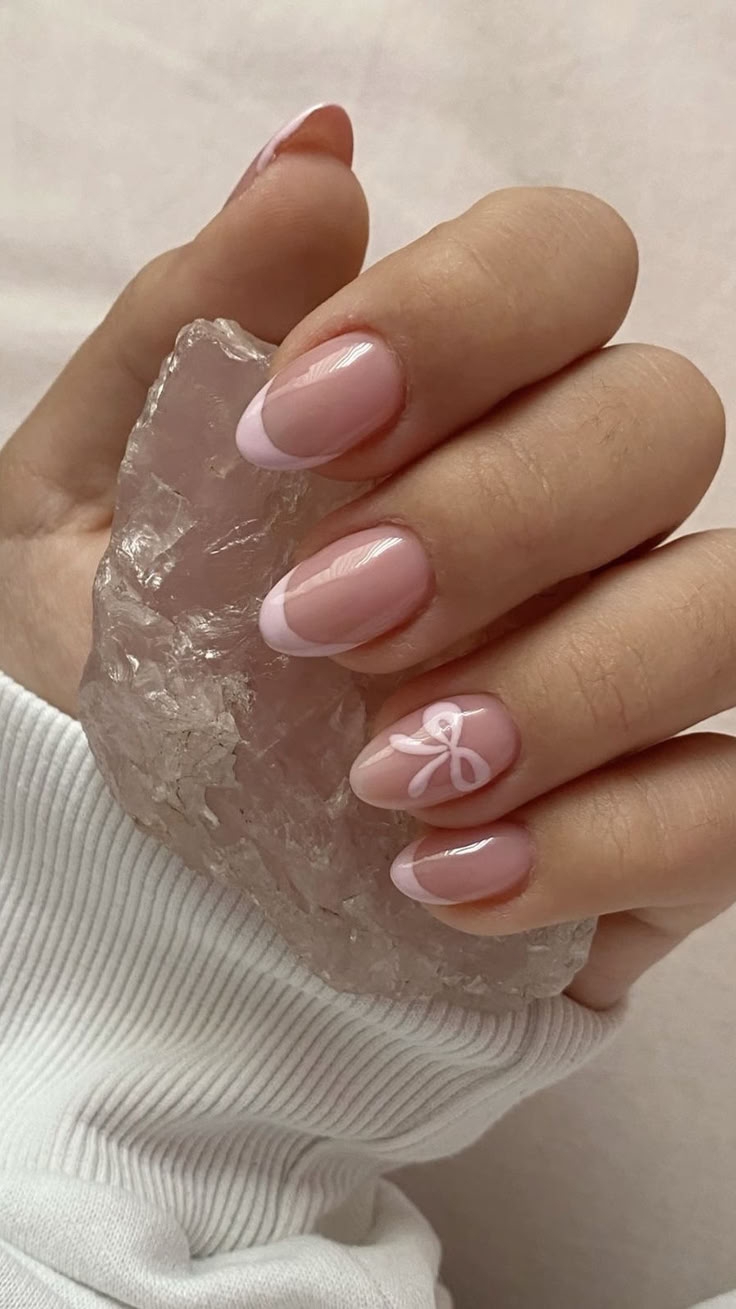 COQUETTE BOW NAILS INSPO LE MINI MACARON