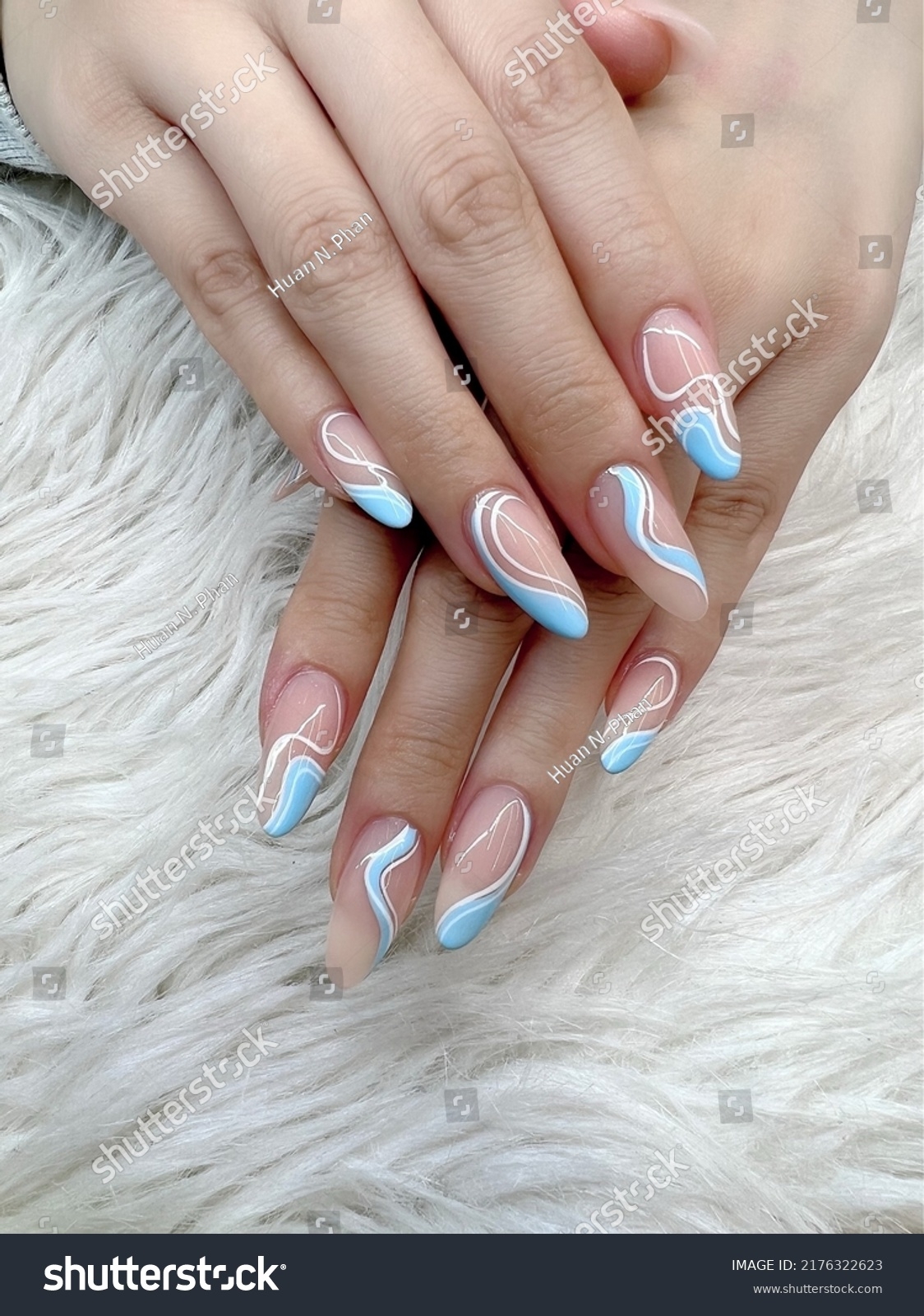 nail designs with pink and blue