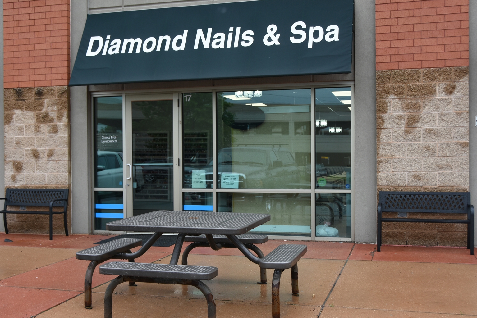 diamond nail salon