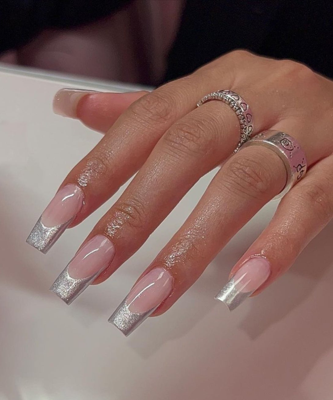 acrylic nail salon