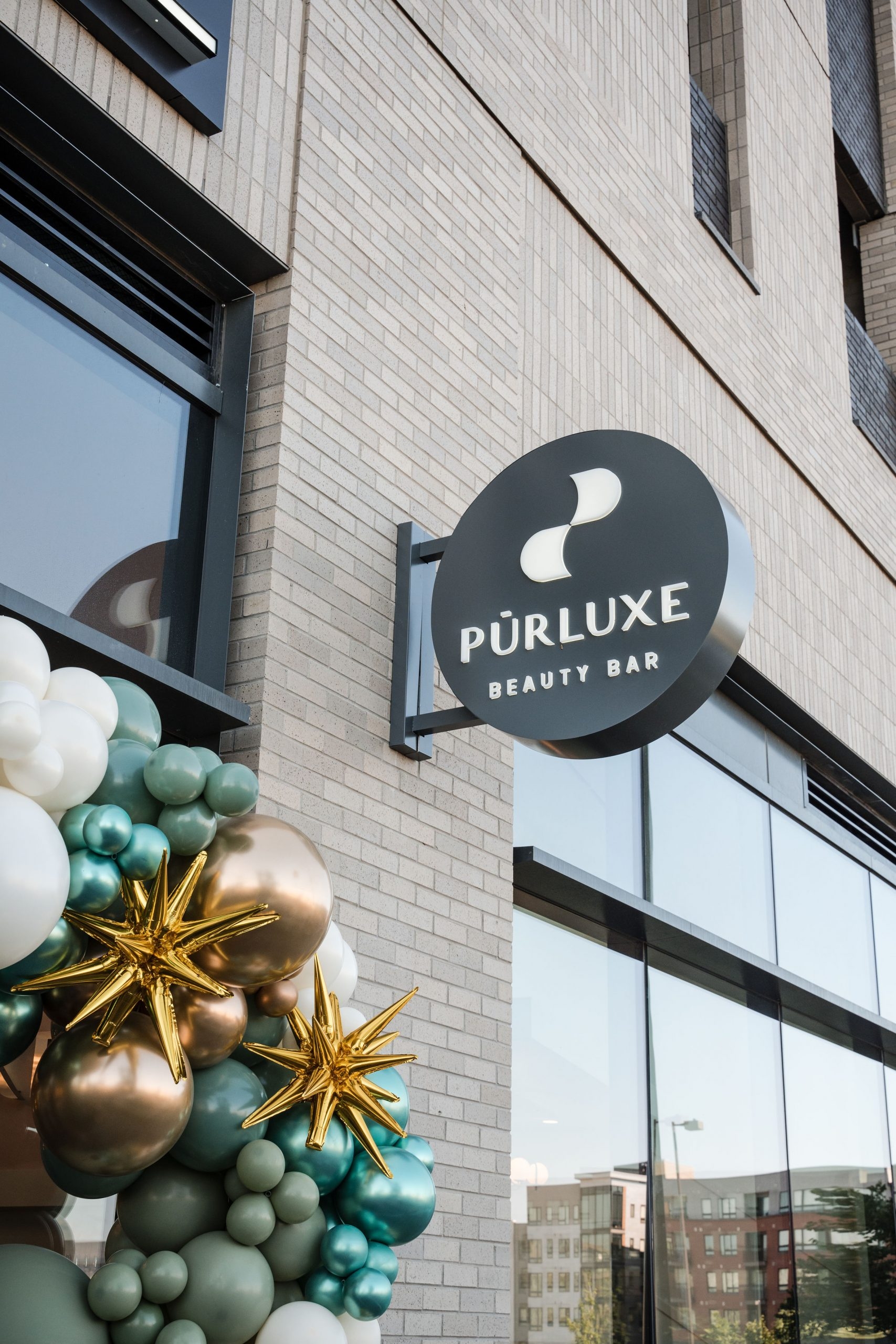Experience True Luxury Inside Best High End Nail Salon In Denver Purluxe Beauty
