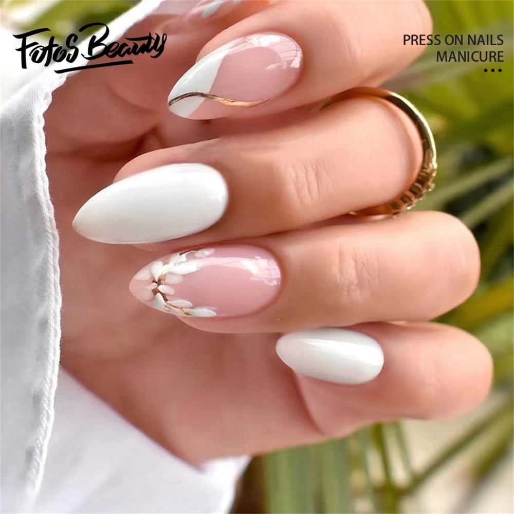 almond nail designs 2024