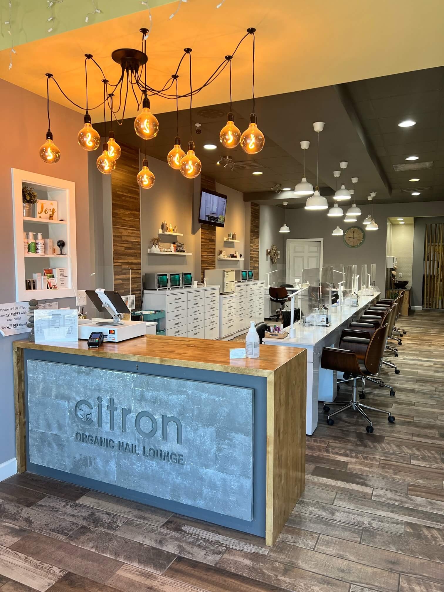 organic nail salon