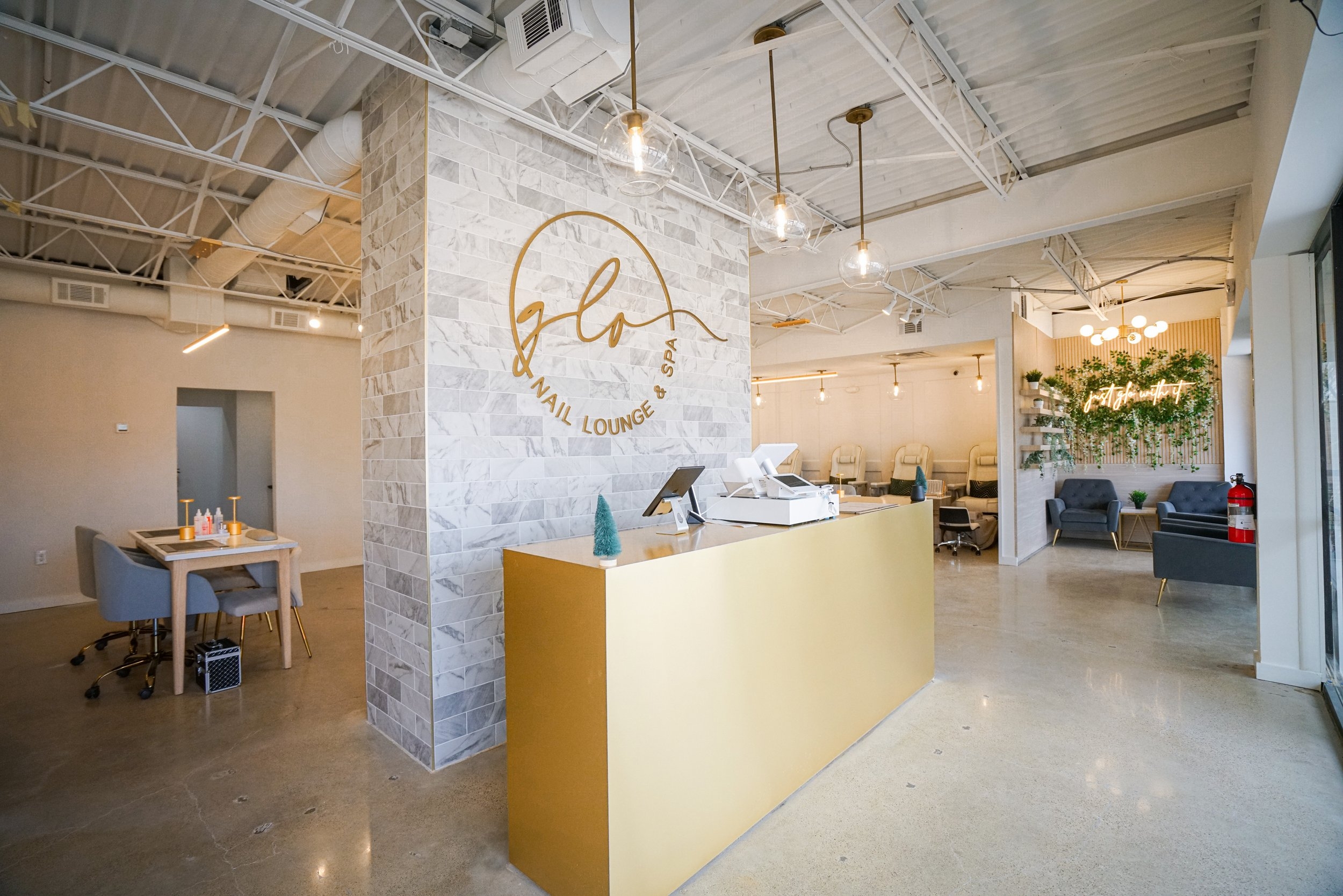 Glo Nail Lounge Spa Open Late Boutique Nail Salon