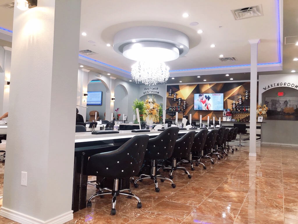 Grand Lux Nails Spa Lounge