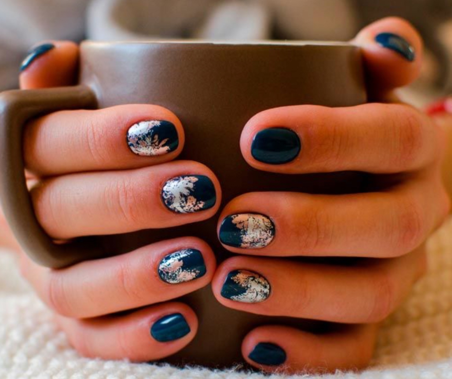 Holiday Nail Art 5 Festive Nail Design Ideas I m Fixin To