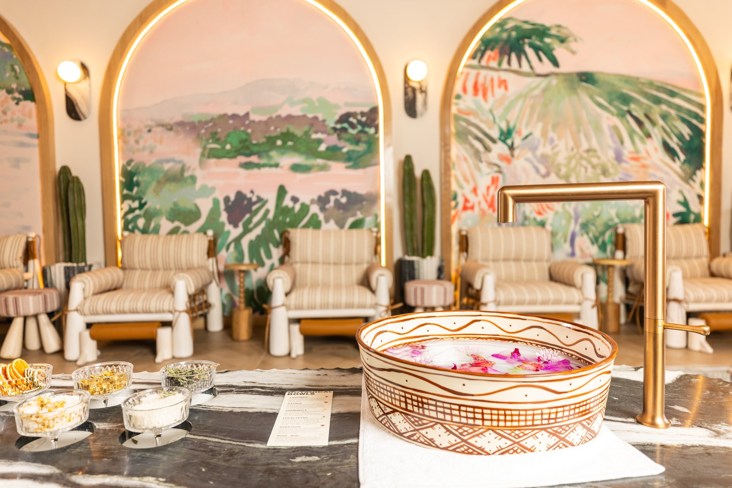Le Fruit Nail Salon