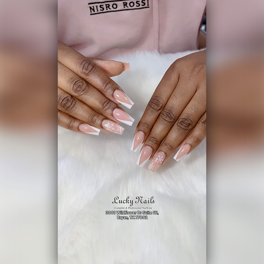 Lucky Nails Salon Near Bryan