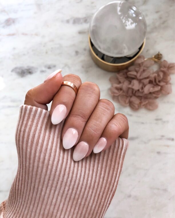 Neutral Nail Inspo
