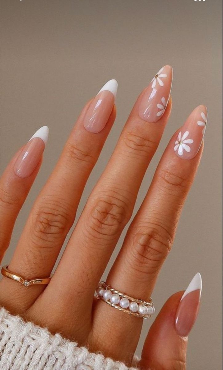 nail inspo french tip almond