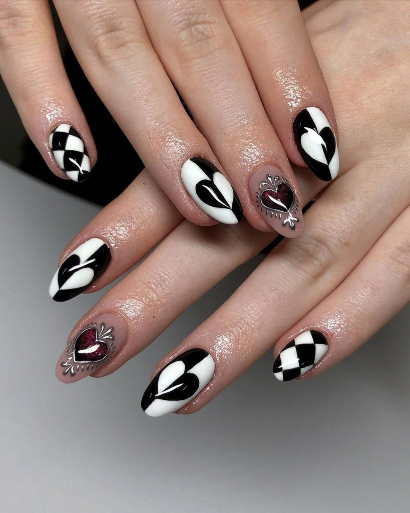 Nail Artist s Faves 25 Bold And Edgy Gothic Nail Design Ideas Nailustrous